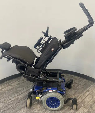 Gray Used Pride Quantum Q6 Edge Power Chair