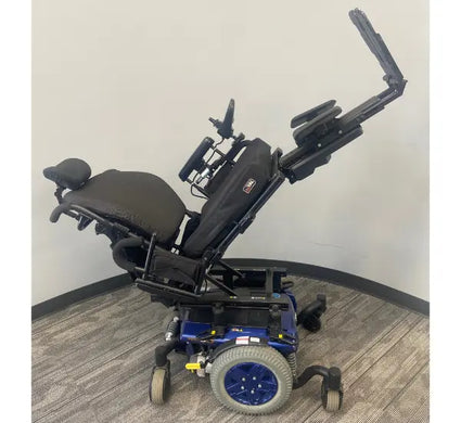 Gray Used Pride Quantum Q6 Edge Power Chair