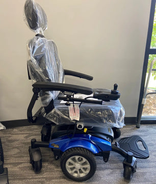 Dark Gray Compass Sport- Center Wheel Drive