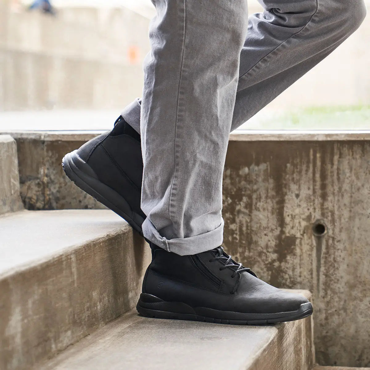 Dim Gray No. 90 Trail Worker - Oil Black